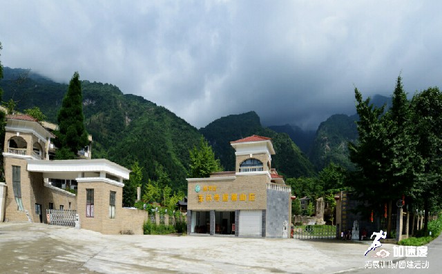 成(cheng)都拓展(zhan)基地：九峰山(shān)生(sheng)态度假山(shān)莊